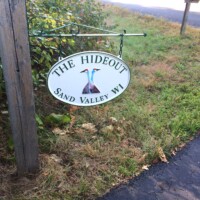 O24 with hanging bracket